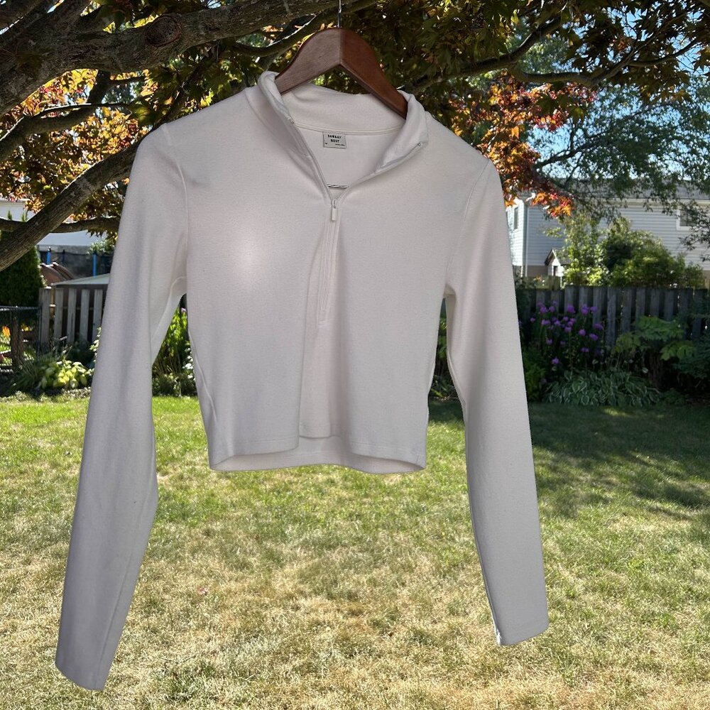 Aritzia 1/4 Zip Cropped Sweater
